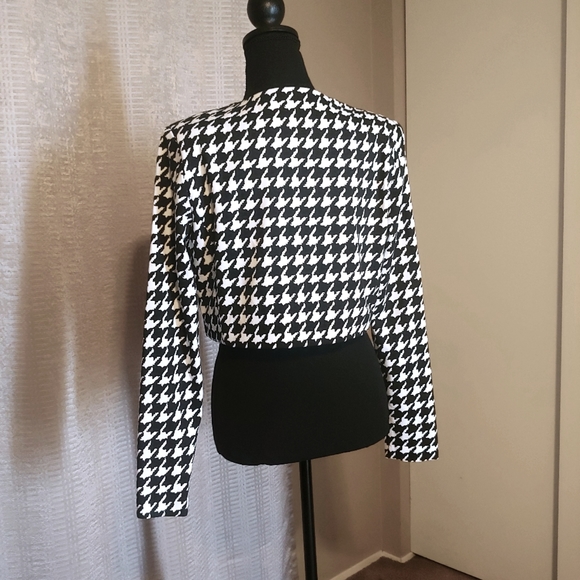 FREE WHEN BUNDLED Versona accessories cropped houndstooth jacket size S - Picture 3 of 13